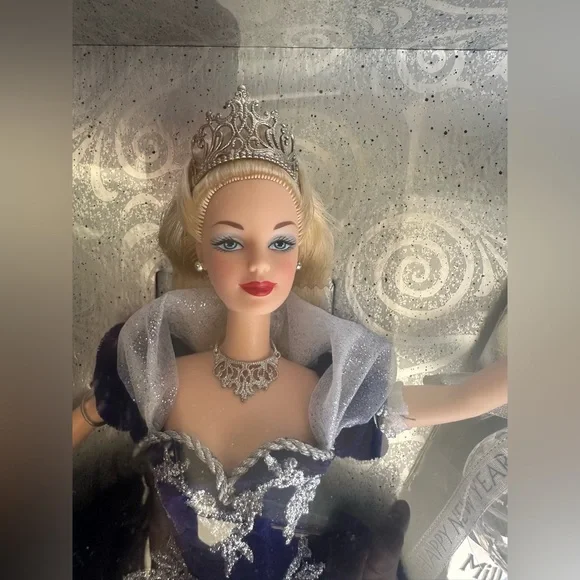 1999 Millennium Princess Barbie - Picture 2 of 4